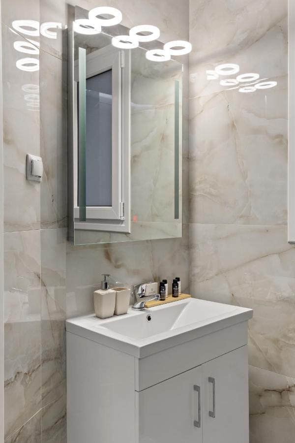 Athens Warehouse Boutique Hotel & Suites Екстер'єр фото